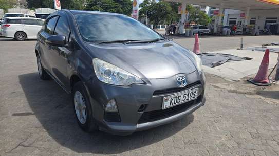 Toyota Aqua image 2