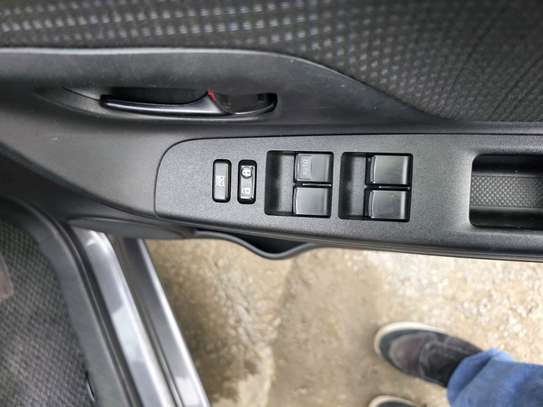 TOYOTA VITZ 1000CC 2019MODEL image 2
