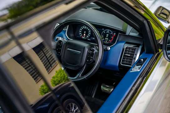 2019 Range Rover Sport HSE image 5