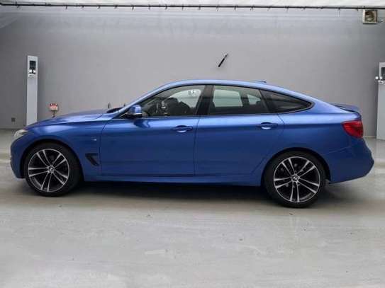 2019 BMW 3 SERIES 320dxDrive GranTwo 4WD image 6