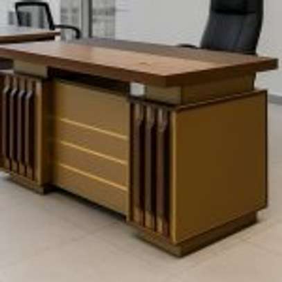 Office Desks:1.4 Meters Executive Office Desk Kisii Town image 2
