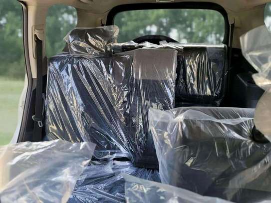 Toyota land cruiser prado image 8