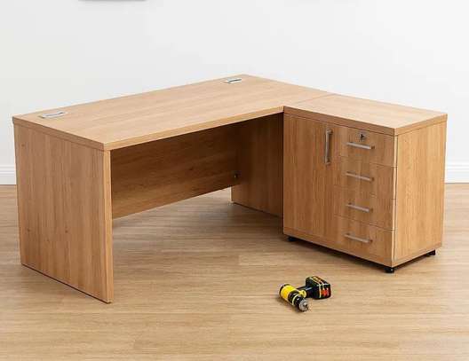 Office Desk: 1600mm Office Desk image 4