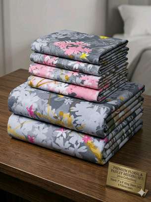Bedsheets image 9