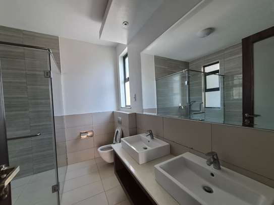4 Bed Townhouse with En Suite in Garden Estate image 8
