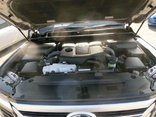 2023 Toyota land cruiser ZX image 9