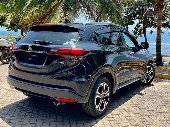 Honda Vezel hybrid black 2019 image 6