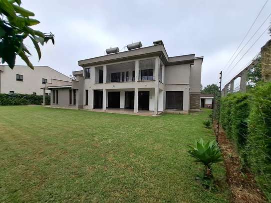 6 Bed Villa with En Suite in Lavington image 2