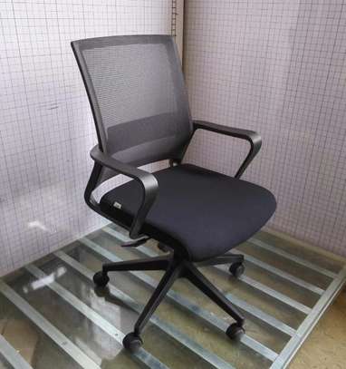 Office Chair: High Quality Medium Back Adjustable Work Seat image 5