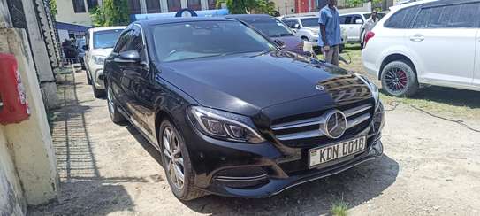 Mercedes Benz C200 Black 2017 image 2