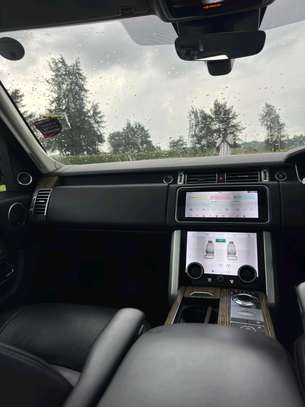 2019 range Rover Vogue se image 2