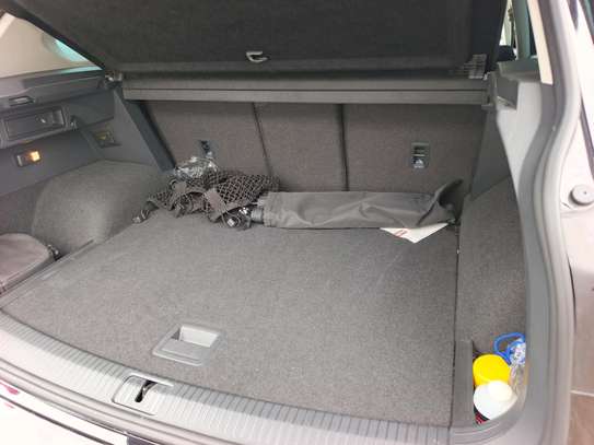Volkwagen Tiguan image 12
