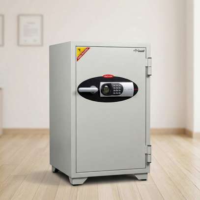 Fireproof Safes:Diplomat Fireproof Safe Box In Kisii CBD image 4