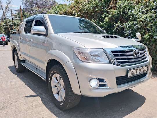 TOYOTA HILUX DOUBLE CAB AUTOMATIC 2013 MODEL image 4