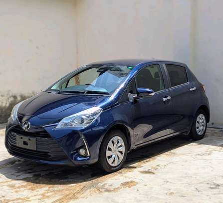 toyota vitz  offer image 3