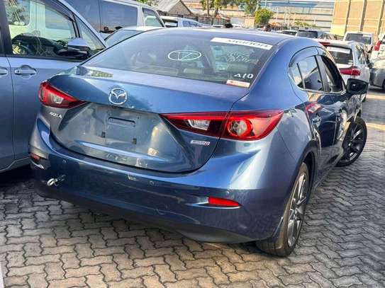 mazda axela saloon diesel with sunroof image 4
