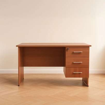 Office Desk; 1000MM Home Office Desk in Maroo image 4