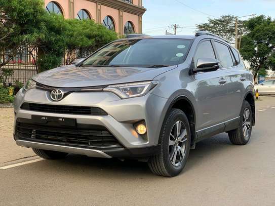 Toyota RAV4 hybrid silver color fully loaded 2019 image 7