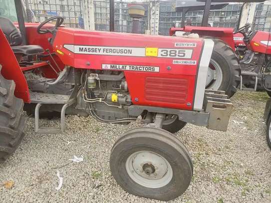 Massey Ferguson 385 image 4