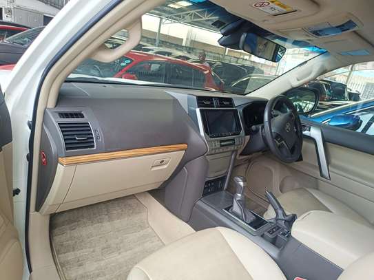 Toyota land Cruiser Prado TX petrol 2018 image 5