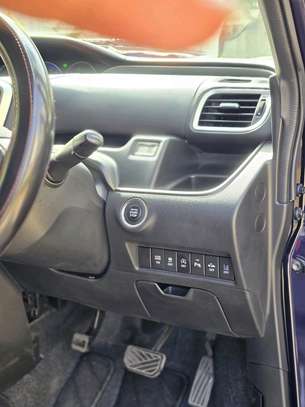 SUZUKI SOLIO 2018 image 15