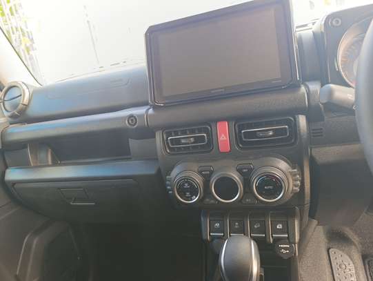 Suzuki Jimny 4x4 Compact SUV Olive Green 2019 image 7