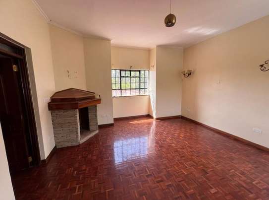 Beautiful 4 BR house plus Sqs in Karen image 6