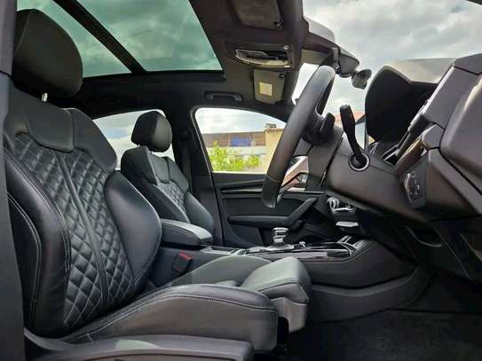 Audi SQ5 white 2021 Sunroof image 6