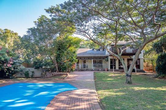 Nanny Agency & Nanny Services |  House Managers, Couples, Housekeepers, Chefs/Cooks, Estate Managers, Butlers, Chauffeurs/Drivers Nairobi. image 12