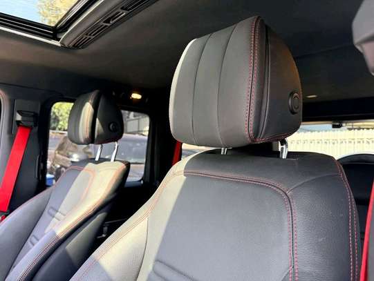 2019 Mercedes Benz G350d image 6
