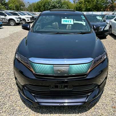 Toyota Harrier premium sunroof 2018 image 10