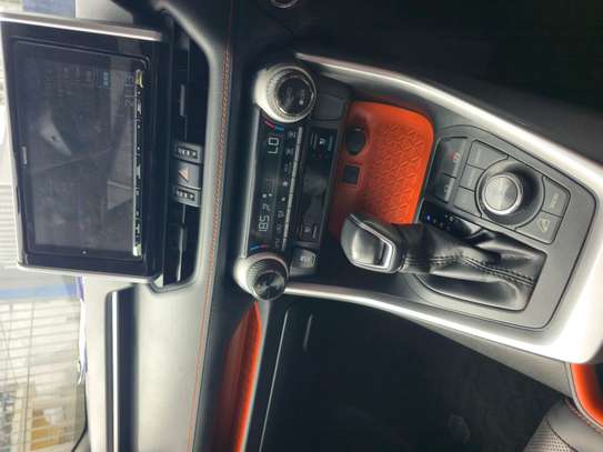 TOYOTA RAV 4 ADVENTURE 2019 image 8