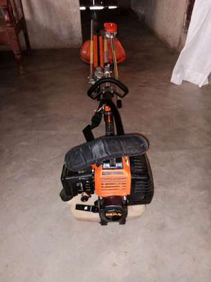 brush cutter image 2