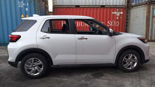 Toyota Raize White 2019 image 6