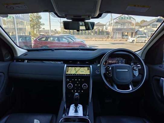 2020 LAND ROVER DISCOVERY SPORT image 4