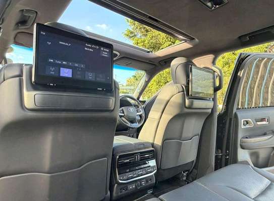 2023 Toyota land cruiser ZX image 5