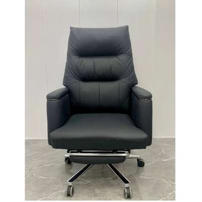 Ergonomic Executive Luxury office Chair image 4