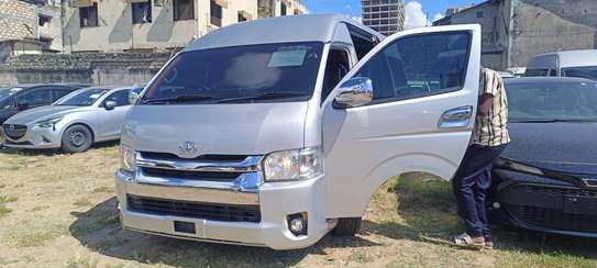 Toyota Hiace 9l Manual Diesel engine VIP image 3
