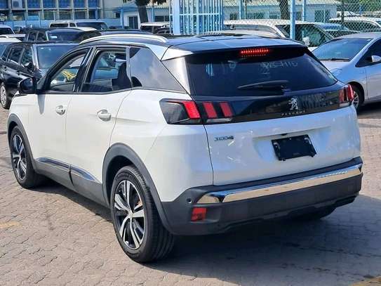 PEUGEOT 3008,2019,2WD,DEAL DEAL(DEPOSIT 1.5M) image 4