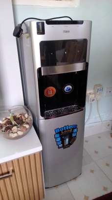 Water Dispenser Bottom Load for Sale image 3