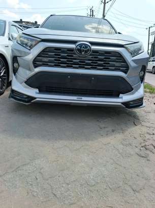Toyota Rav4 2019 image 4