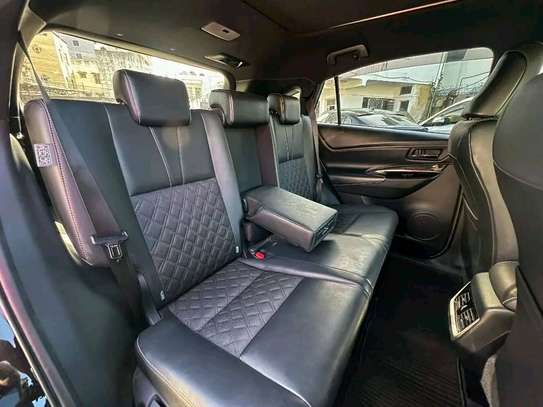 Toyota  Harriet sunroof image 4