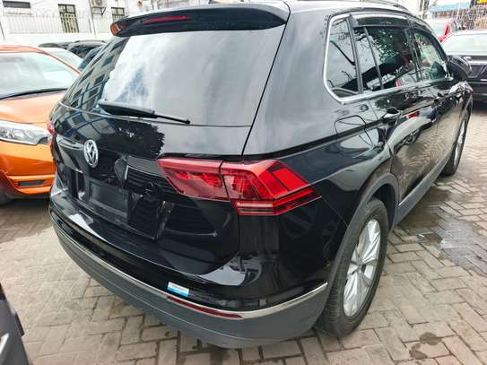 Volkwagen Tiguan image 14