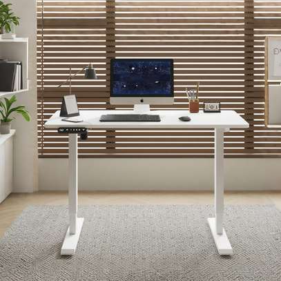 Standing Desks; Height Adjustable Standing Desk in Kisumu image 2