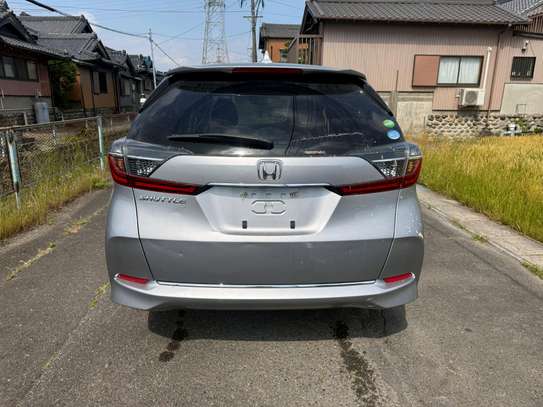 Honda fit shuttle non hybrid image 6