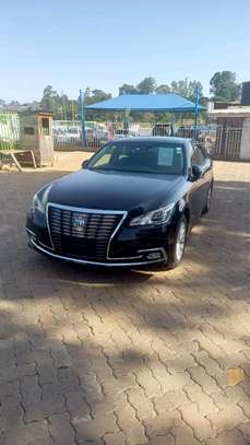 Toyota Crown Royal black color fully loaded 2019 model. image 10