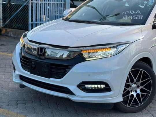 Honda vezel image 3