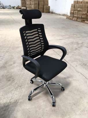 H.B Mesh Swivel Chair image 2