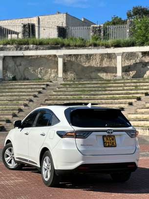 toyota harrieh used with sunroof image 4