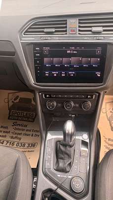 Volkswagen Tiguan 2020 image 3